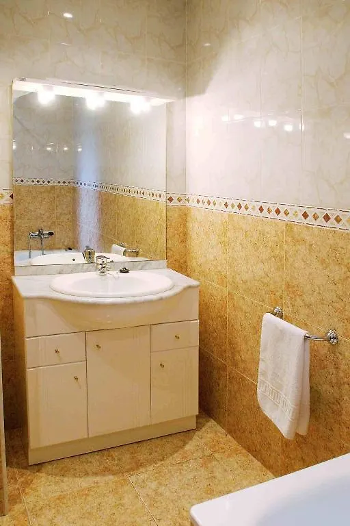 Serennia Apartamentos Sants Barcelona Espanha