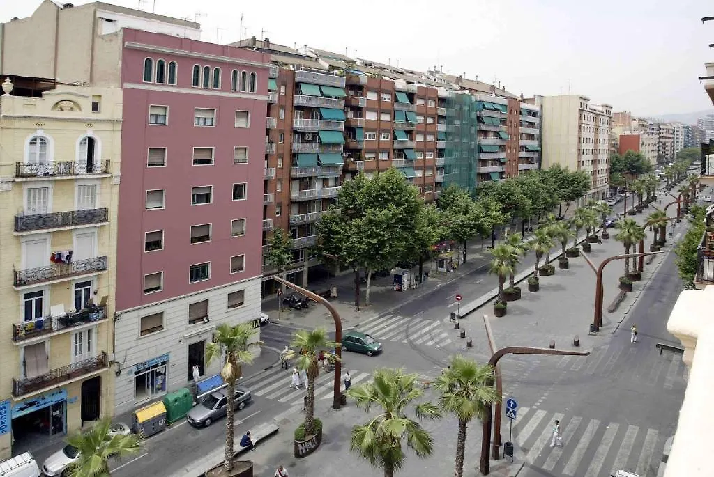 Serennia Apartamentos Sants Barcelona Espanha