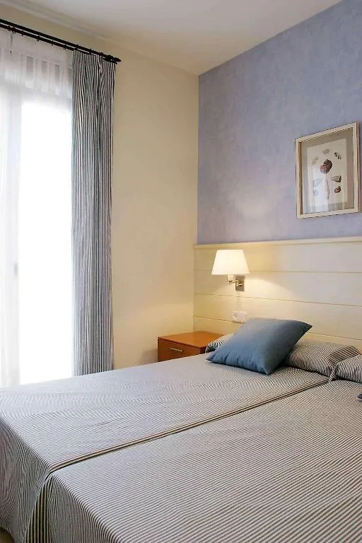 Serennia Apartamentos Sants Barcelona 0*,